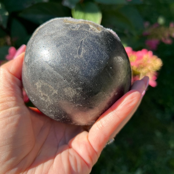 Amethyst (3) Pac-Man sphere | crystal - Picture 6 of 14